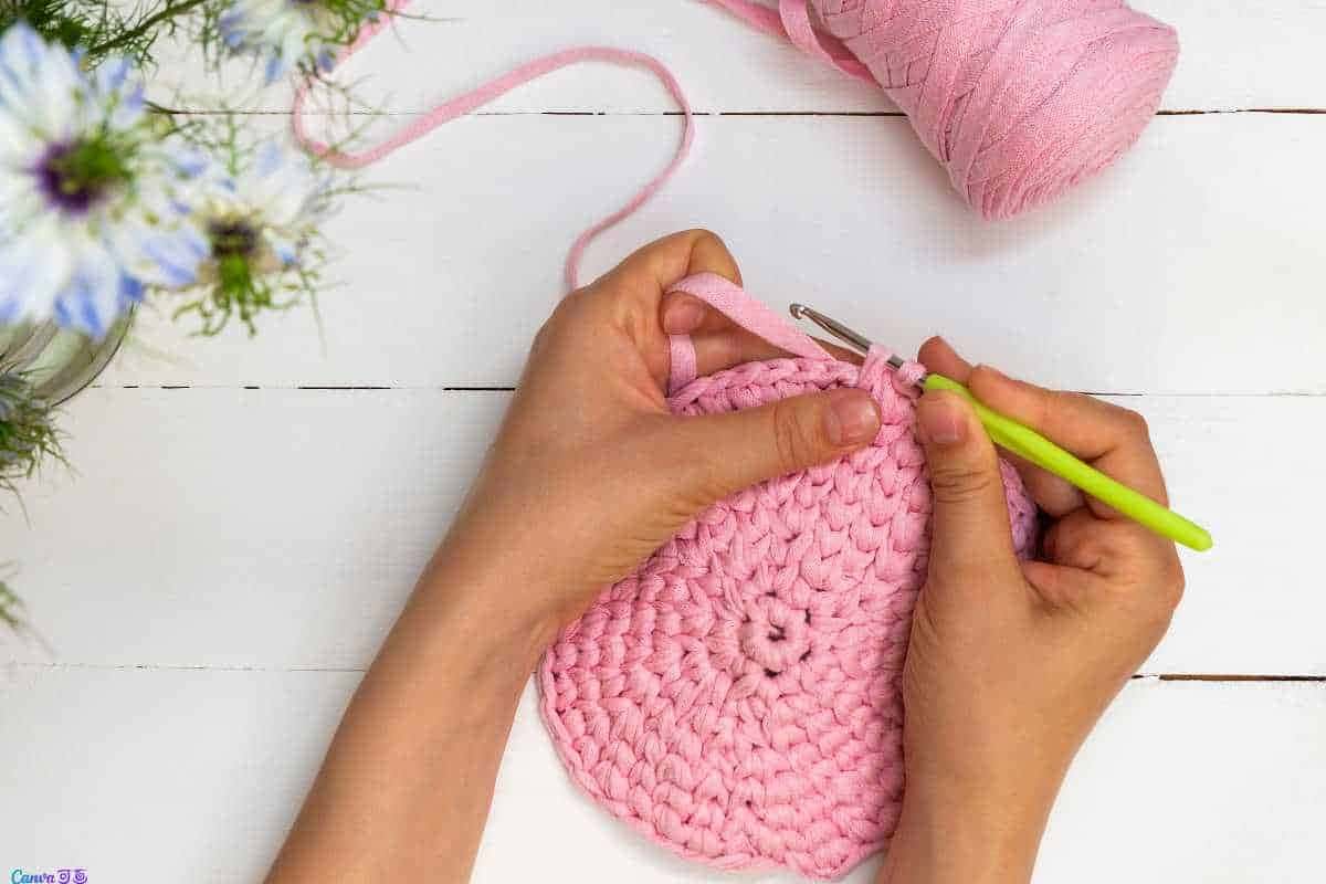 Transforme o Tédio em Arte com Crochê